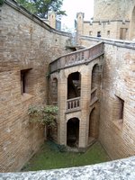 Clic dans l'image pour l'agrandir (1536x2048 pixels; 9216 KB)