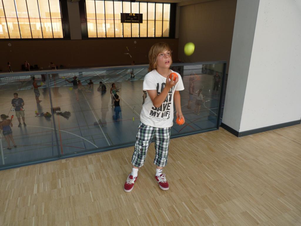 Clic pour l'image suivante