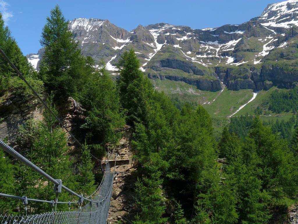 Clic pour l'image suivante