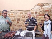 Click to see big picture (1024x768 pixels; 97 KB)