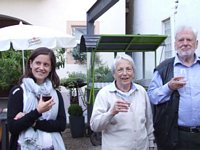 Click to see big picture (1024x768 pixels; 79 KB)