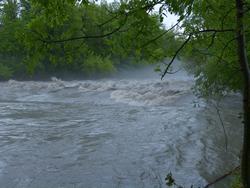 Click to see big picture (1024x768 pixels; 135 KB)