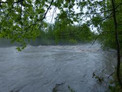 Click to see big picture (1024x768 pixels; 167 KB)