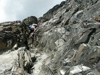 Click to see big picture (667x500 pixels; 132 KB)