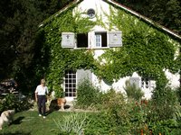 Click to see big picture (667x500 pixels; 161 KB)