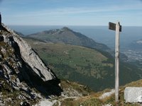 Click to see big picture (667x500 pixels; 88 KB)