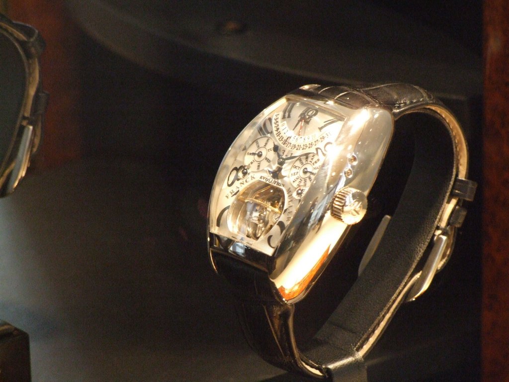 Cliquer pour voir l'image suivante