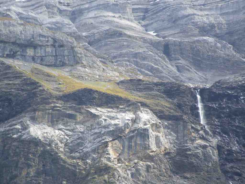 Cliquer pour voir l'image suivante