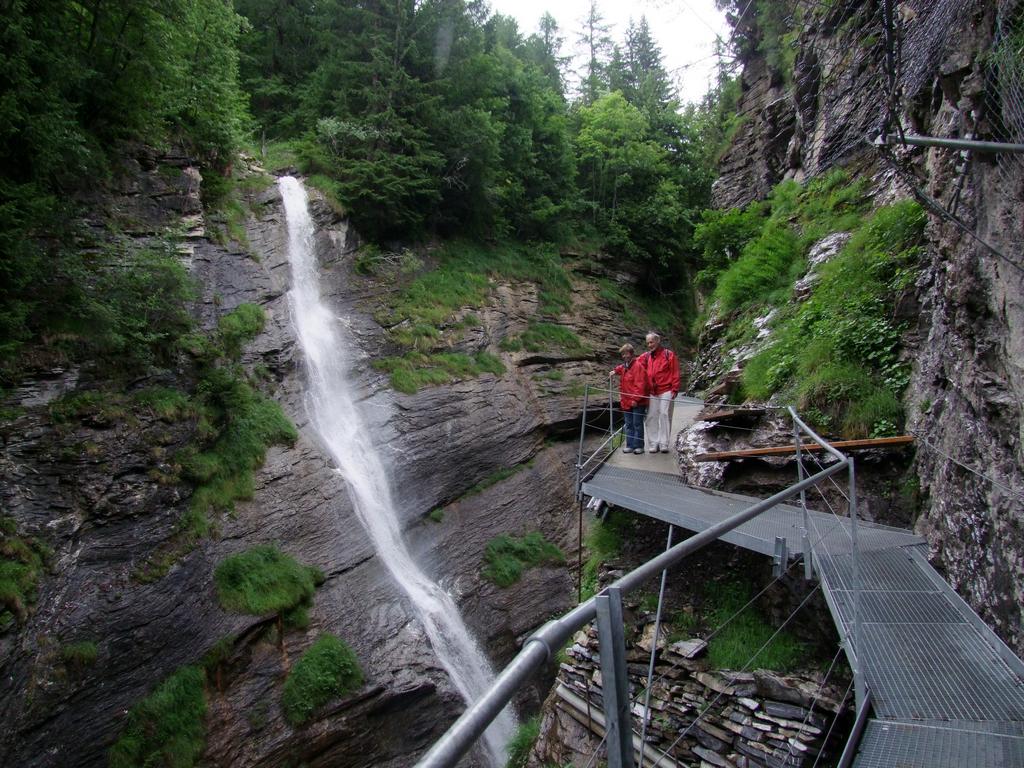 Clic pour voir l'image suivante