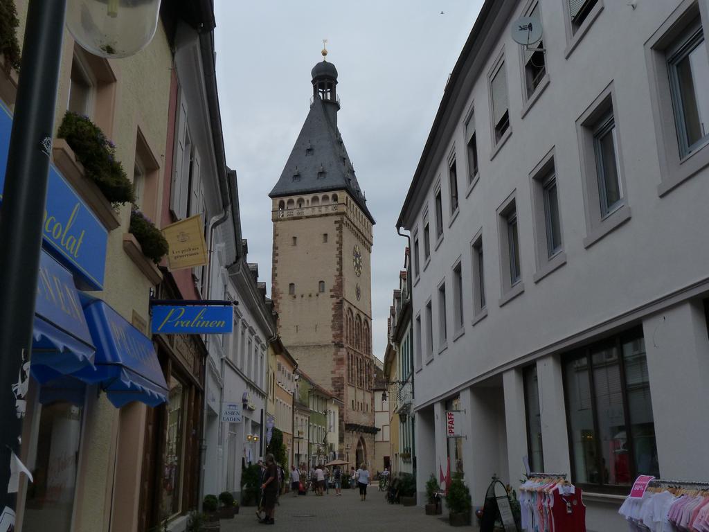 Clic pour l'image suivante