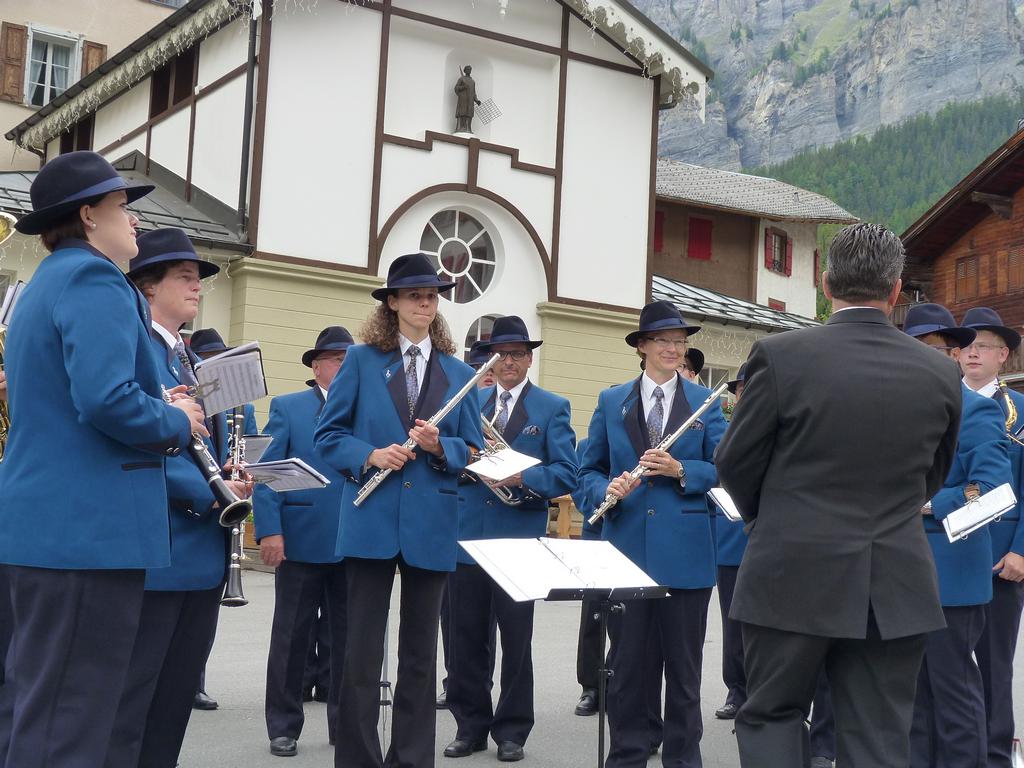 Clic pour l'image suivante