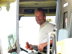 Click to see big picture (1024x768 pixels; 95 KB)