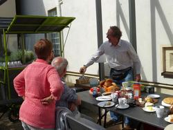 Click to see big picture (1024x768 pixels; 116 KB)