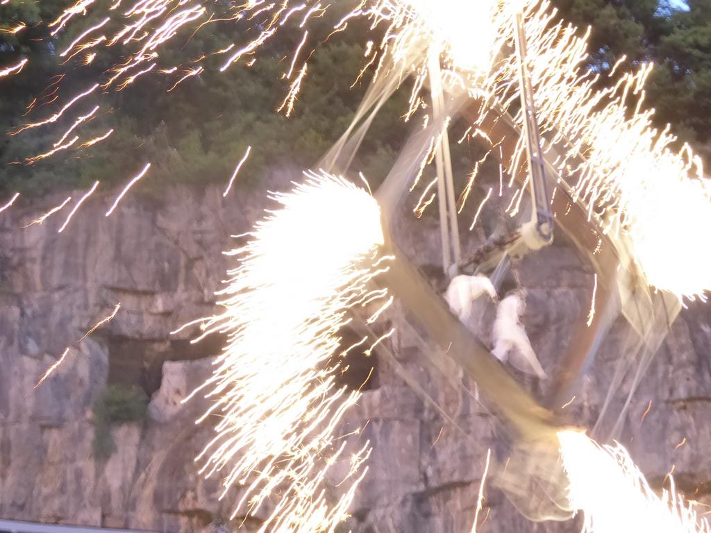 {Clic pour voir plus grand}