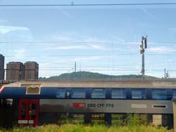 Click to see big picture (1024x768 pixels; 78 KB)