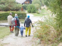 Click to see big picture (1024x768 pixels; 197 KB)